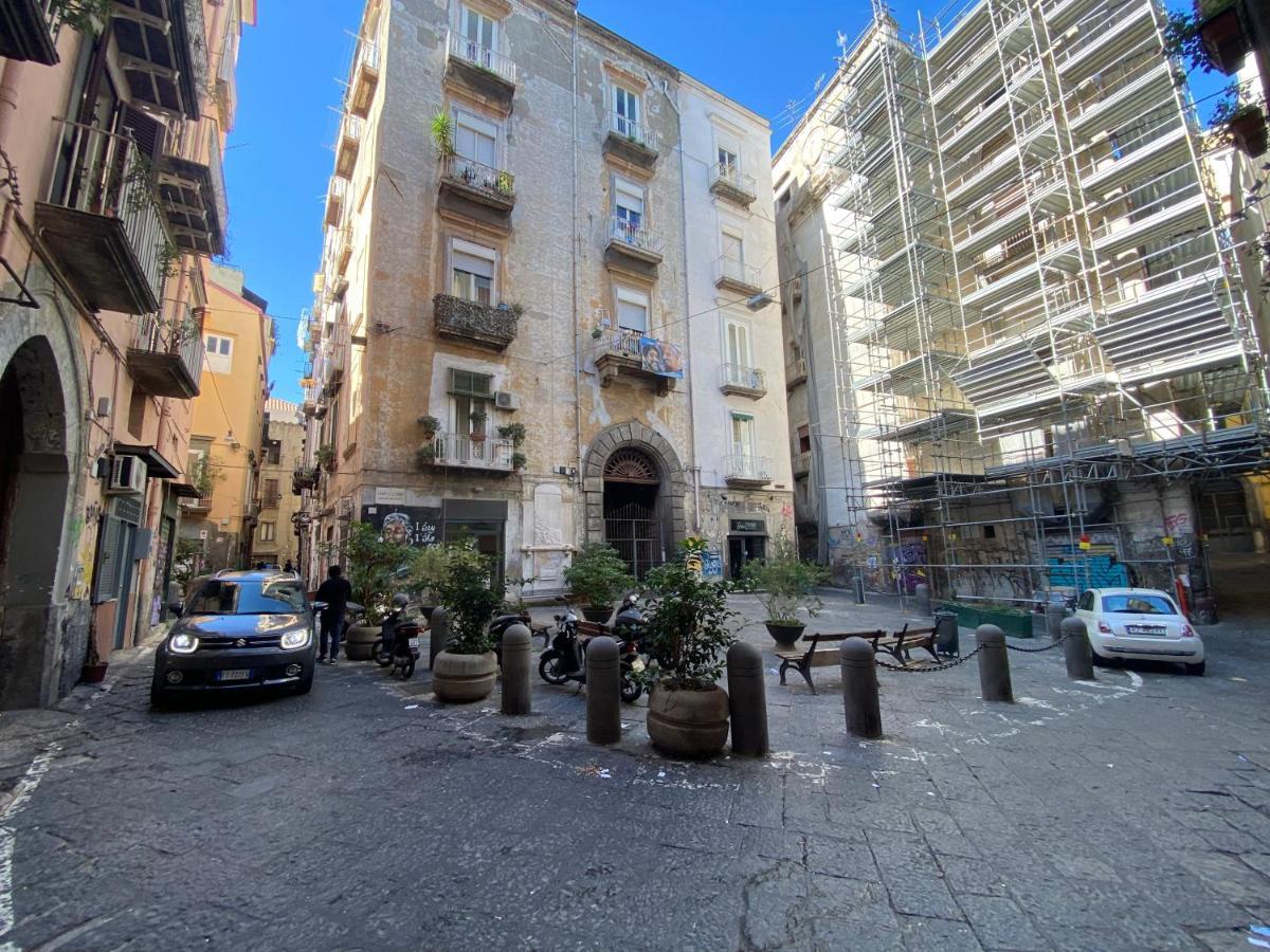 B&B Historic Center Apartments Napoli Eksteriør billede